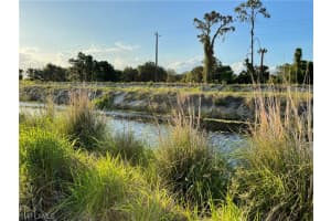 7050 6th Road, LABELLE, FL 33935 Sold 02/25/25