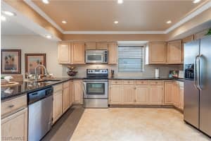 580 103rd Avenue, NAPLES, FL 34108 Sold 07/11/25