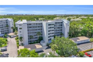 285 Naples Cove Drive, NAPLES, FL 34110 Sold 09/17/24