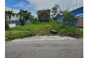 136 Mango Street, FORT MYERS BEACH, FL 33931 Sold 11/15/24