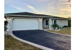 1613 Fig Lane, NAPLES, FL 34105 Sold 10/25/24