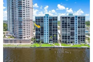 1901 Clifford Street, Fort Myers, FL 33901 Sold 11/22/24