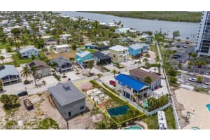 122 Gulfview Avenue, Fort Myers Beach, FL 33931 - MLS#224051976