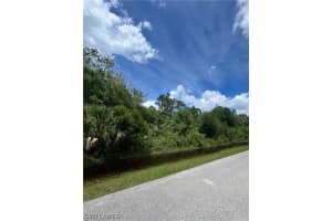  64TH AVE NE, Naples, FL 34120 - MLS#224052155