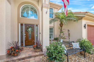 2160 Piccadilly Circus, NAPLES, FL 34112 Sold 06/12/25