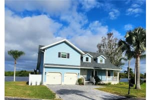 1943 Bahama Ave Fort Myers, FL 33905 - Off Market