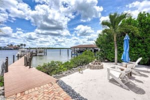 15 Capri Boulevard, NAPLES, FL 34113 Sold 08/16/24