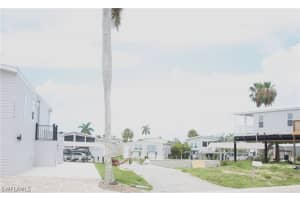 17700 Stevens Boulevard, FORT MYERS BEACH, FL 33931 Sold 05/12/25