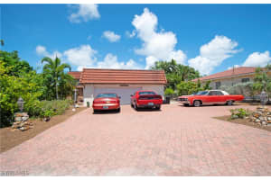 11 Capri Boulevard, NAPLES, FL 34113 Sold 11/14/24