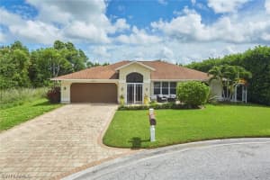 25 Wickliffe Drive, NAPLES, FL 34110 Sold 11/01/24