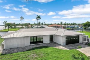 2194 Santiago Avenue, FORT MYERS, FL 33905 Sold 09/27/24