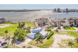 210 Estrellita Drive, Fort Myers Beach, FL 33931 Sold 06/23/25