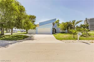210 Estrellita Drive, Fort Myers Beach, FL 33931 Sold 06/23/25