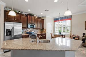 8564 Oakshade Circle, FORT MYERS, FL 33919 Sold 03/12/25