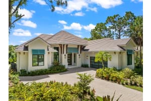 987 Barcarmil Way, NAPLES, FL 34110 Sold 09/03/24