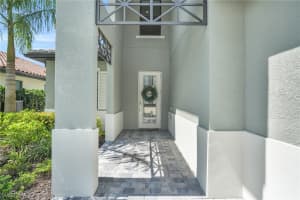 10043 Florence Circle, NAPLES, FL 34119 Sold 08/23/24