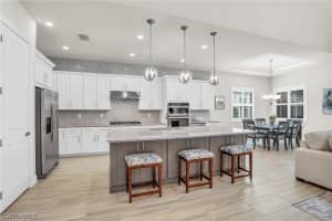 10043 Florence Circle, NAPLES, FL 34119 Sold 08/23/24