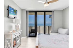 180 Seaview Court, MARCO ISLAND, FL 34145 Sold 08/08/24
