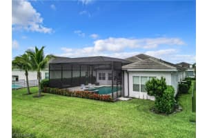 28688 Sicily Loop, Bonita Springs, FL 34135 - MLS#224054469