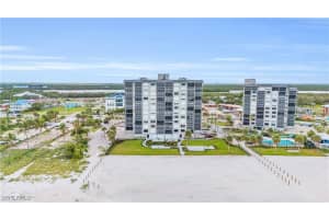 2800 Estero Boulevard, Fort Myers Beach, FL 33931 Sold 11/18/24