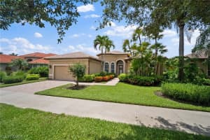 8990 Mustang Island Circle, Naples, FL 34113 Sold 02/10/25