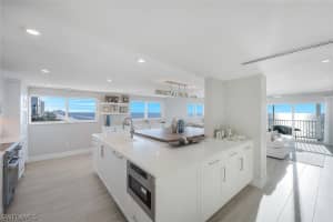 9051 Gulf Shore Drive, Naples, FL 34108 - MLS#224054878