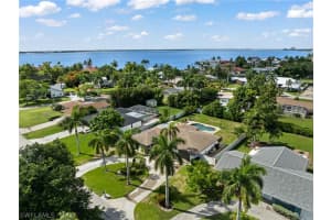 545 Peck Avenue, FORT MYERS, FL 33919 Sold 08/13/24