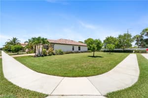 9449 Glenforest Drive, NAPLES, FL 34120 Sold 01/07/25