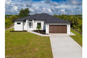 502 LOUIS Avenue, LEHIGH ACRES, FL 33972 Sold 01/29/25