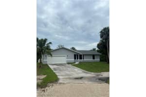 690 9th Street, NAPLES, FL 34120 Sold 10/29/24