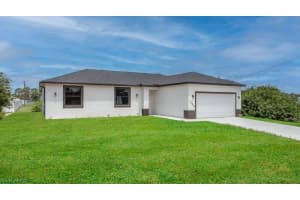 7048 Calder Circle, LABELLE, FL 33935 Sold 02/21/25
