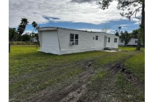 6760 Golden Road, North Fort Myers, FL 33917 Sold 12/17/24