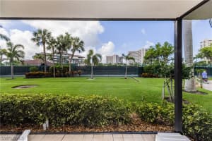 591 Seaview Court, MARCO ISLAND, FL 34145 Sold 05/14/25