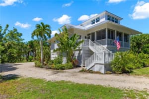 539 Yachtsman Drive, Sanibel, FL 33957 Sold 03/17/25