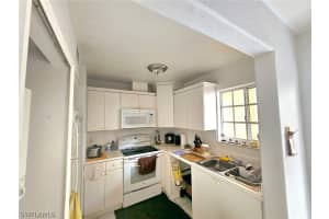 407 30th Street, HIALEAH, FL 33013 Sold 02/21/25