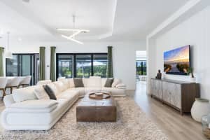 11180 Canal Grande Drive, Fort Myers, FL 33913 Sold 01/31/25