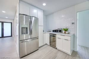 900 Roseate Drive, NAPLES, FL 34104 Sold 10/16/24