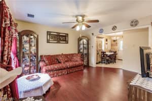 426 Leawood Circle, NAPLES, FL 34104 Sold 10/17/24