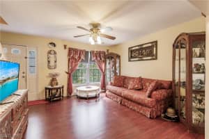 426 Leawood Circle, NAPLES, FL 34104 Sold 10/17/24