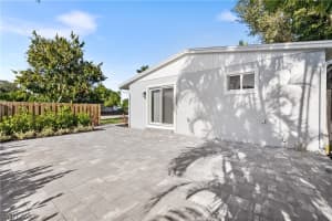 3550 14th Street, NAPLES, FL 34103 Sold 04/21/25