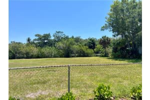 3175 Sabal Court, NAPLES, FL 34112 Sold 10/01/24