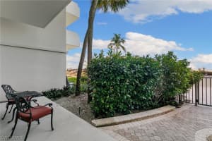 180 Seaview Court, Marco Island, FL 34145 - MLS#224057564