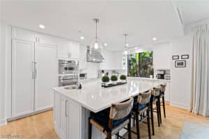 965 Sandpiper Street, NAPLES, FL 34102 Sold 08/26/24