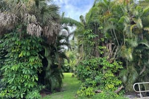 10010 Kentucky Street, Bonita Springs, FL 34135 - MLS#224057912