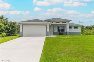 3717 Trent Street, FORT MYERS, FL 33905 Sold 11/01/24