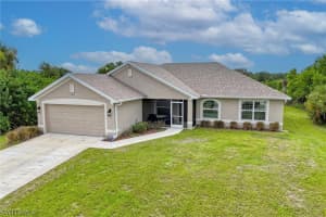 525 Kingsbury Lane, LEHIGH ACRES, FL 33974 Sold 09/12/24