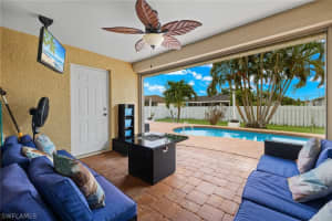2115 15th Terrace, Cape Coral, FL 33991 - MLS#224058424