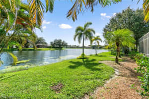 868 Grand Rapids Boulevard, NAPLES, FL 34120 Sold 10/07/24