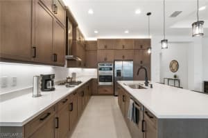 11817 Drake Lane, NAPLES, FL 34120 Sold 09/24/24