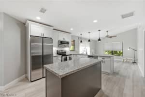 6600 Wakefield Drive, FORT MYERS, FL 33966 Sold 01/27/25